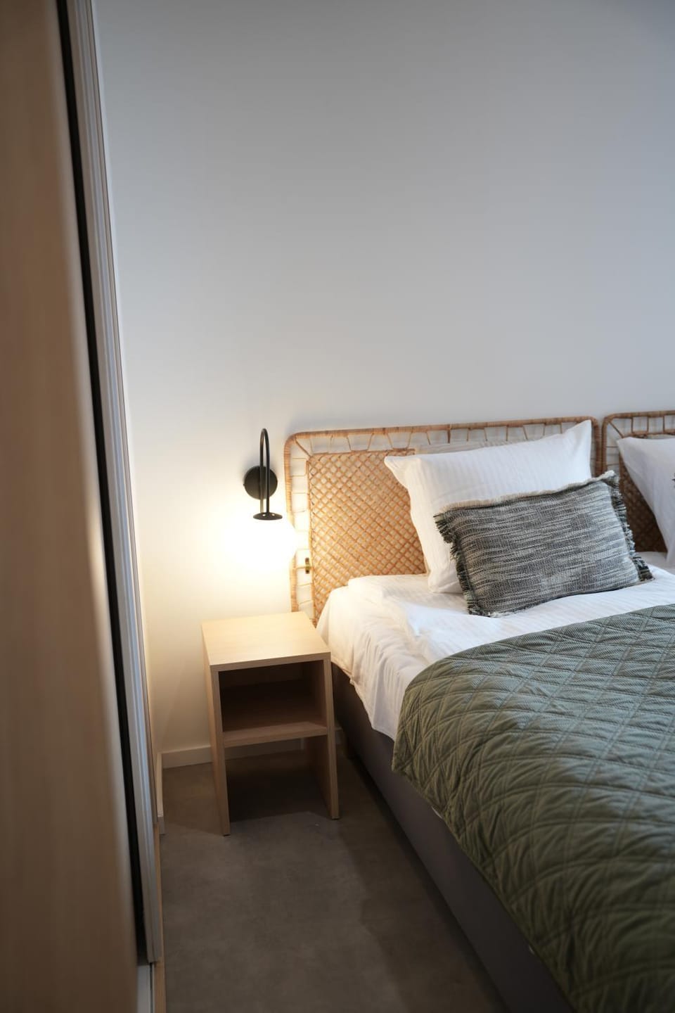 Spring, Bedroom