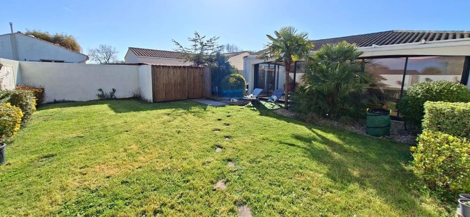 Garden, Garden view