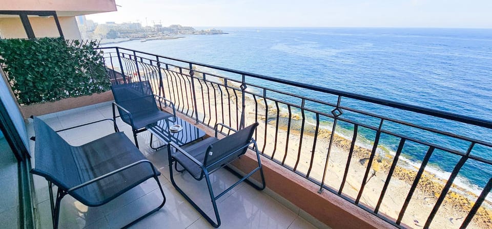 Balcony/Terrace, Seating area, Sea view