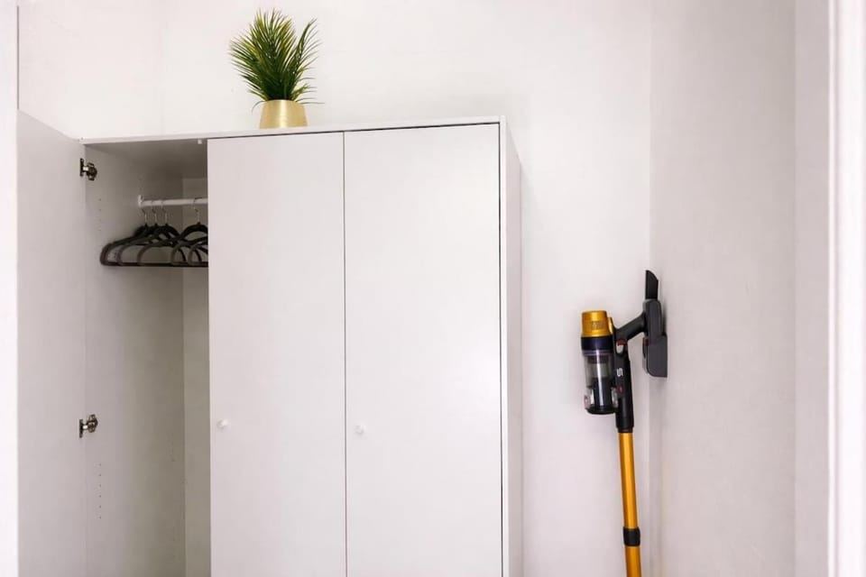 flat iron, wardrobe