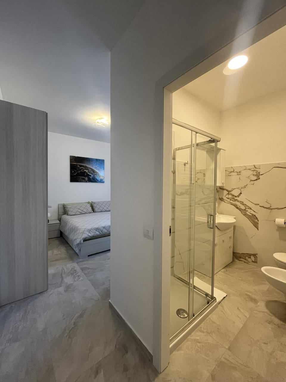 Bathroom, Bedroom
