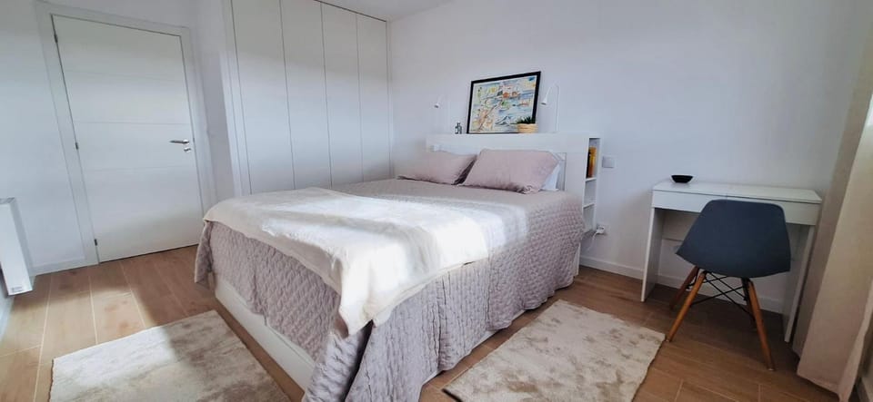 Bed, Bedroom, wardrobe