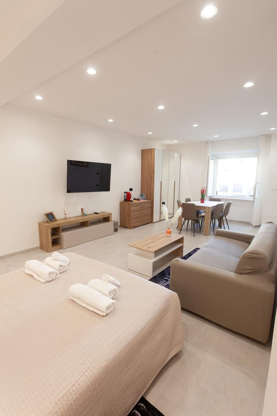 Lounge or bar