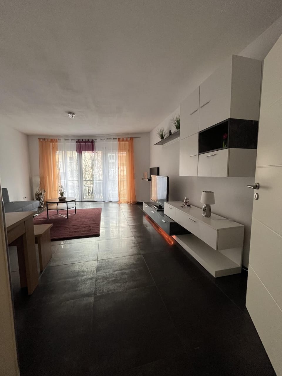 Moderne 3-Zimmer-Wohnung 6 Gäste U-Bahn zur Messe Parkplatz Apartment in Fürth