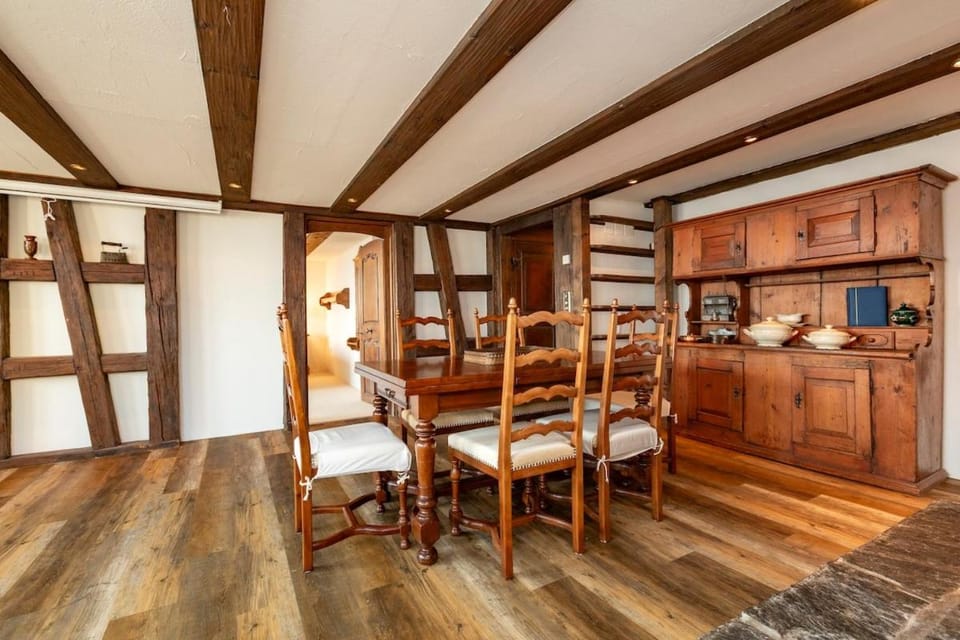 Panoramic apartment with charming swiss interior Apartment in Zug, Switzerland