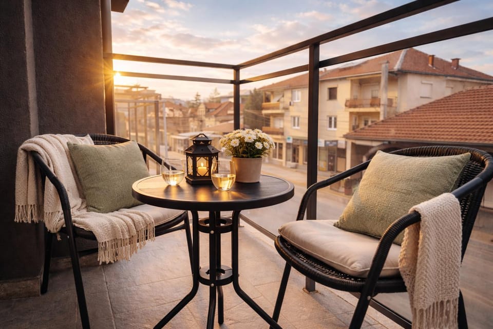 Patio, Day, View (from property/room), Balcony/Terrace, Living room, Seating area, Dining area