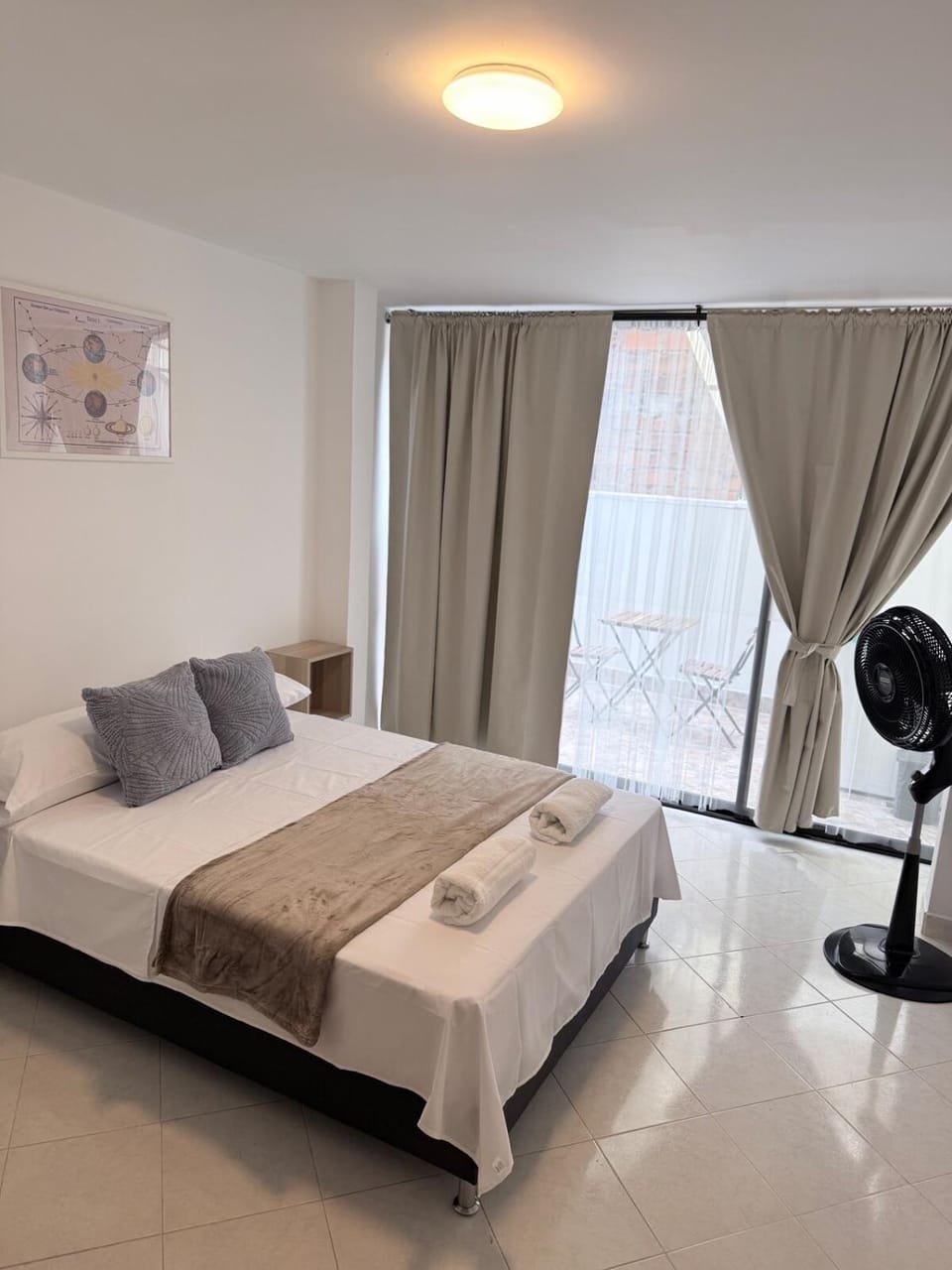 Amplio apto en Laureles-Estadio para 8 personas cerca a la 70 Apartment in Medellin