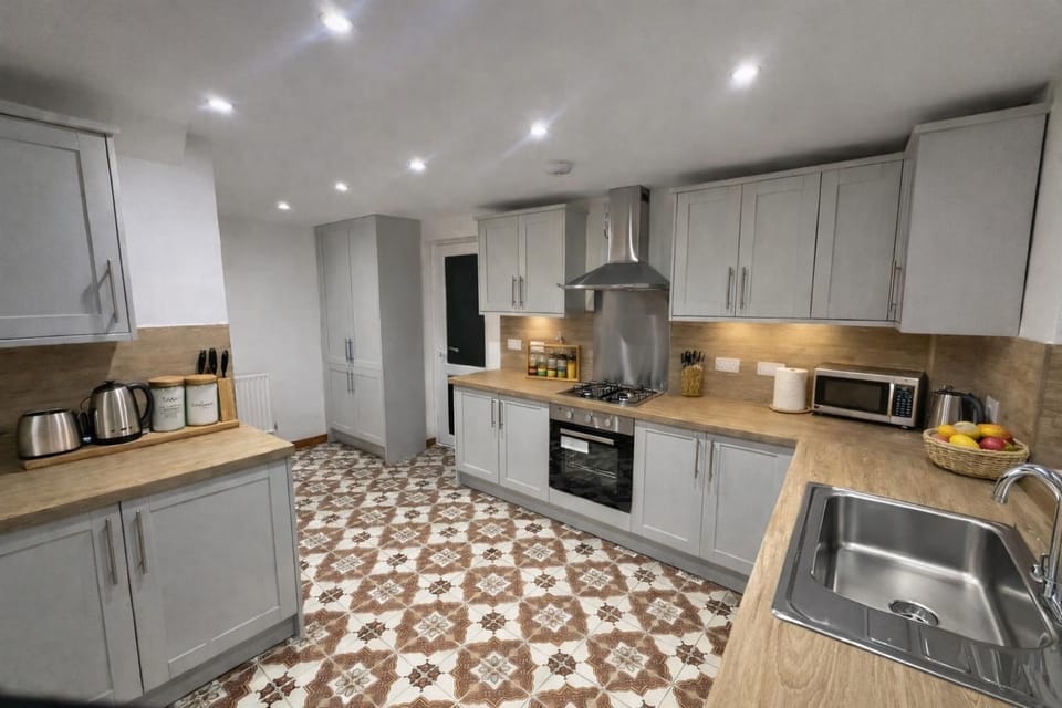 Coffee/tea facilities, Kitchen or kitchenette, Food and drinks, Food, oven, stove, toaster