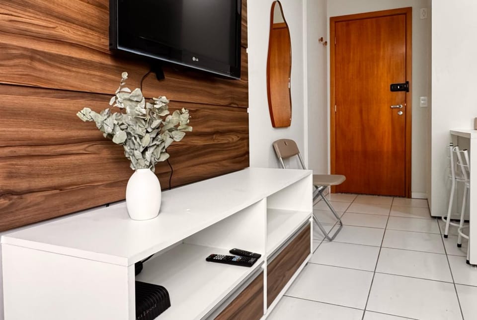 TV and multimedia, Decorative detail, Area and facilities