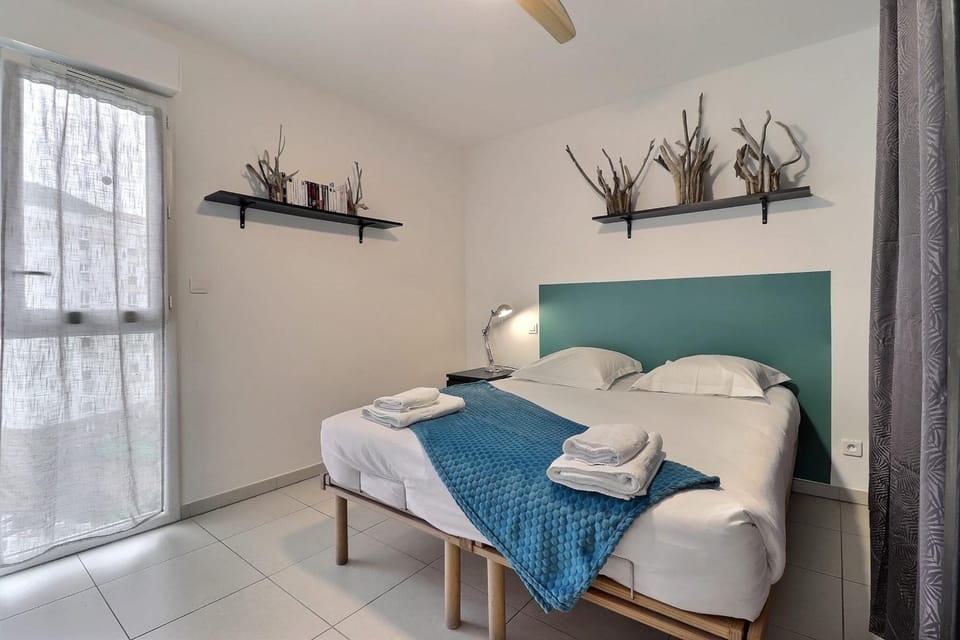 Tropical Escape - Mountain View & Terrace Apartment in Ajaccio