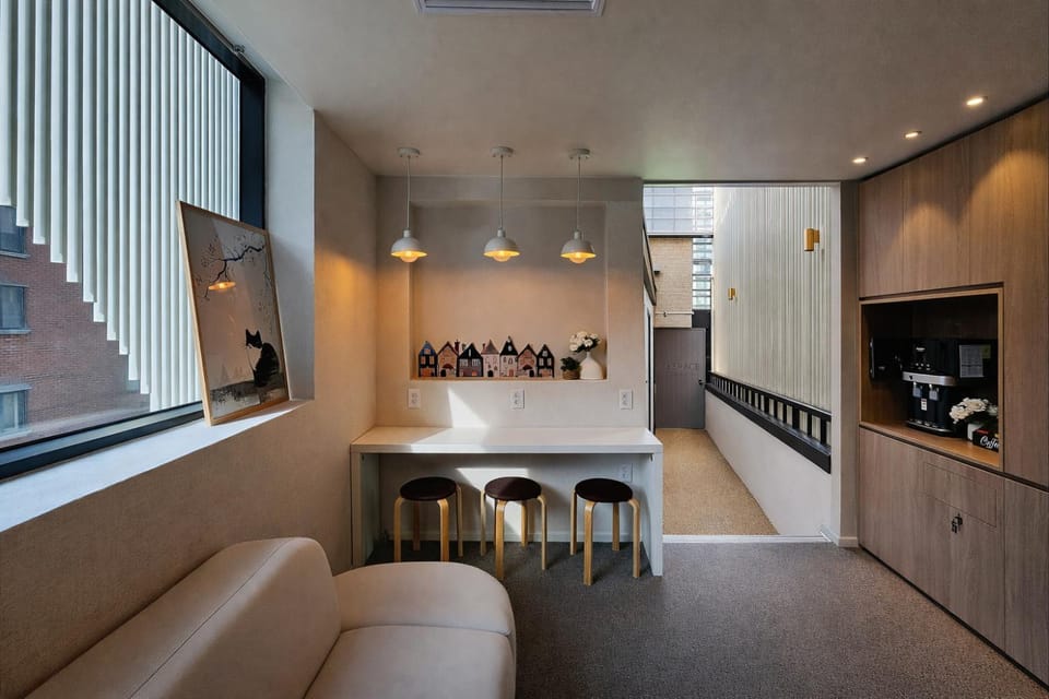 Property building, Balcony/Terrace
