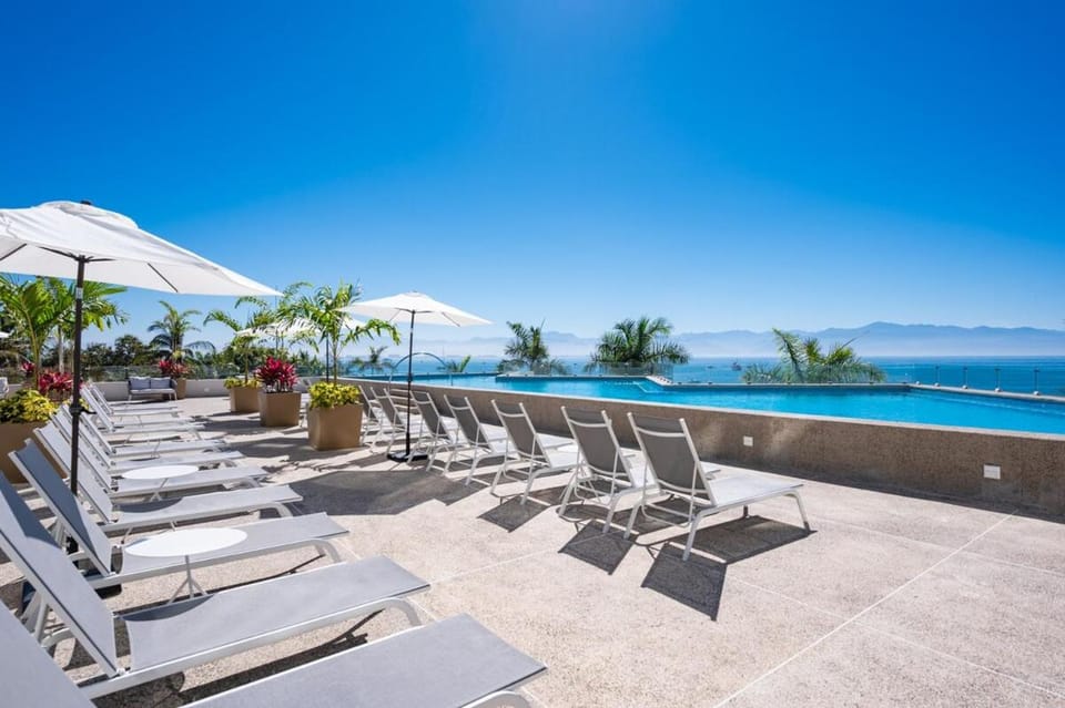 Zantamar TH07B, oceanfront Apartment in La Cruz de Huanacaxtle