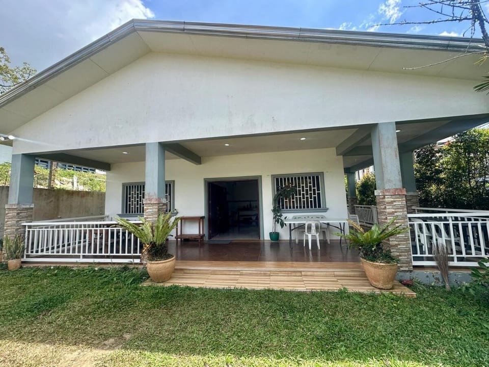 Mariellas Tagaytay Budget Transient House House in Tagaytay