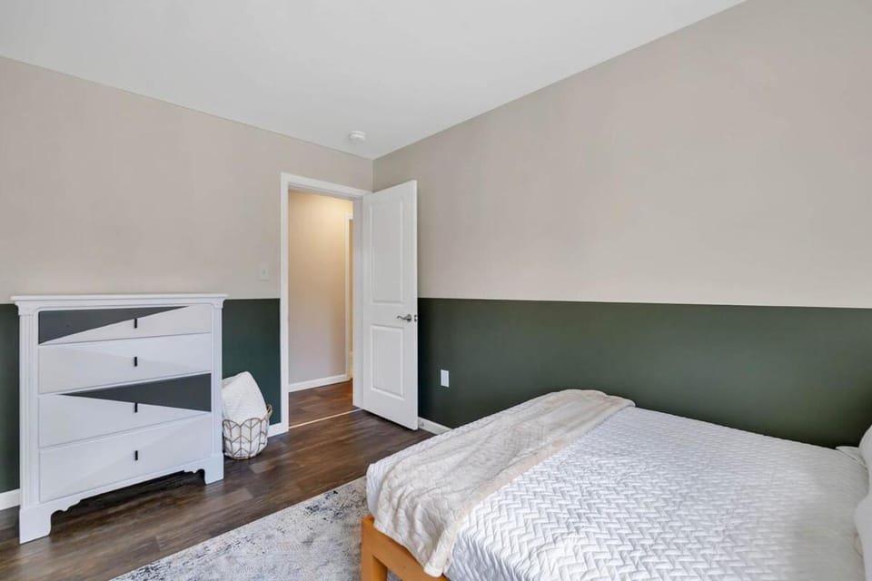Acadia Retreat Apartment in Surry
