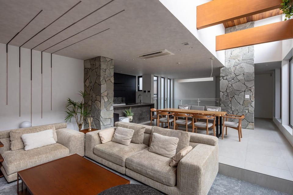 Living room, Dining area