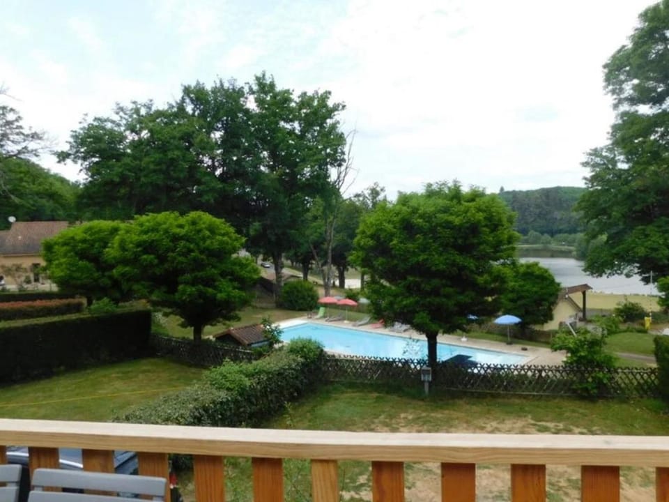 Mobil Home Familial 4 Pers avec Terrasse - API-1-52-1694 Campground/ 
RV Resort in Nouvelle-Aquitaine