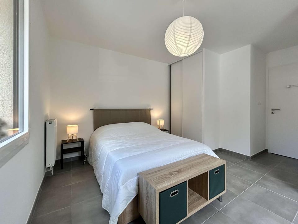 Appartement moderne entre ville et télécabine - 6 pers. Cabin in Briançon