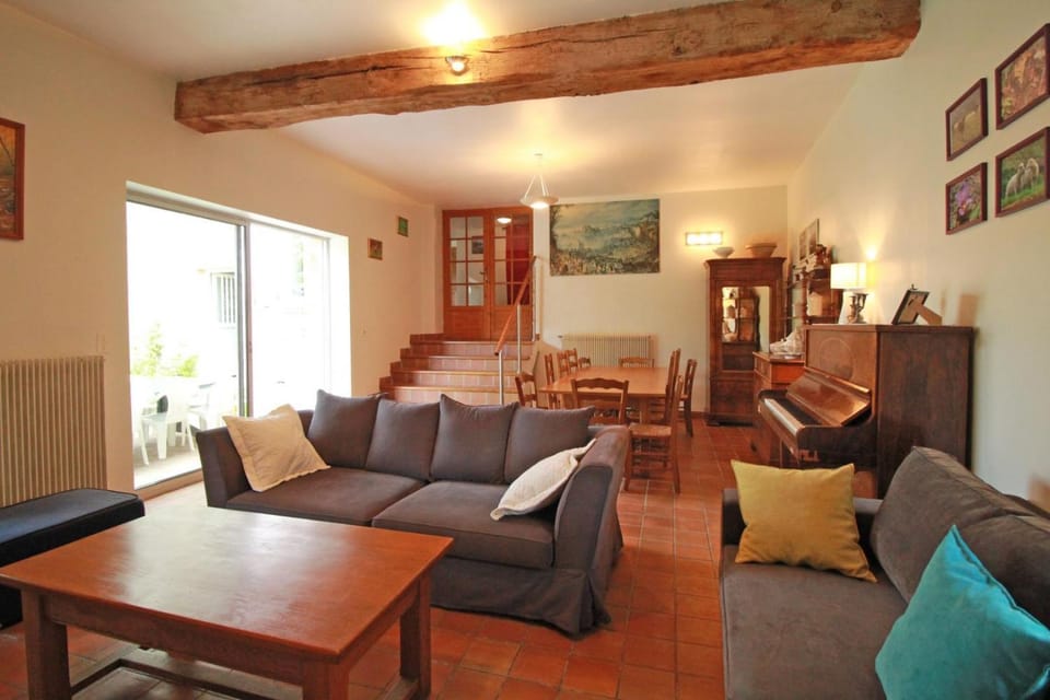 La couze House in Nouvelle-Aquitaine