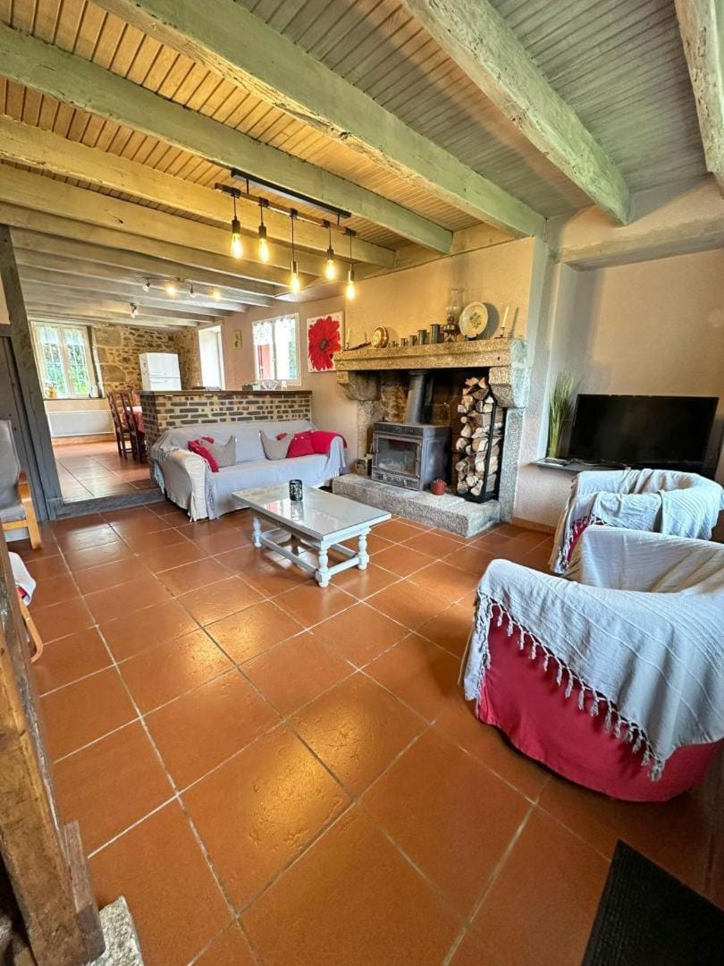 Doueneix House in Nouvelle-Aquitaine