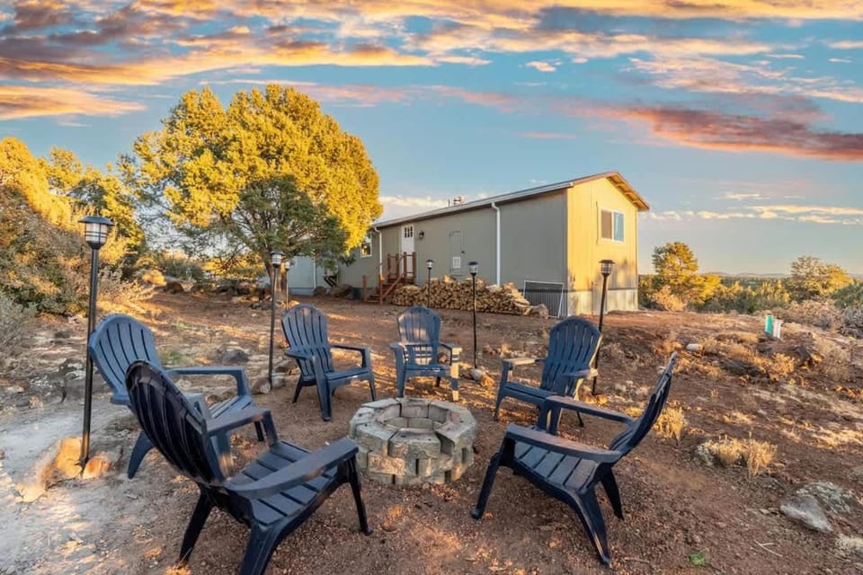 Tranquil 12-Acre Haven by Grand Canyon Awaits House in Arizona