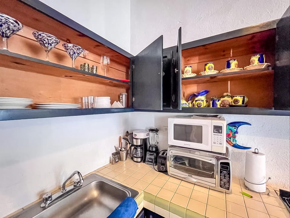 Kitchen or kitchenette, oven, toaster, kitchen