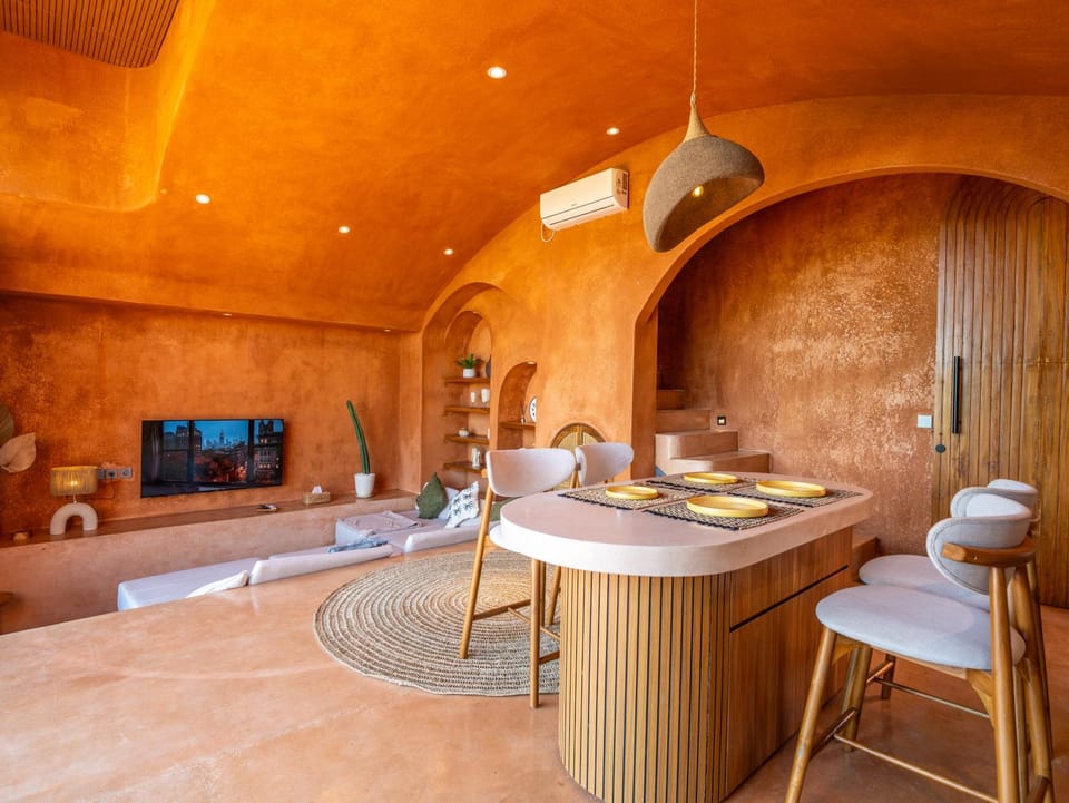 Sajeeva Private Villa Honeymoon - Brand New Villa in North Kuta