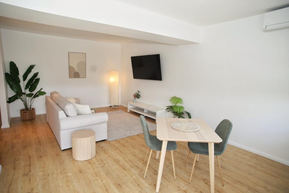 Palm Villas - Relaxing 1 Bed Stay Near Kiama Coast House in Kiama