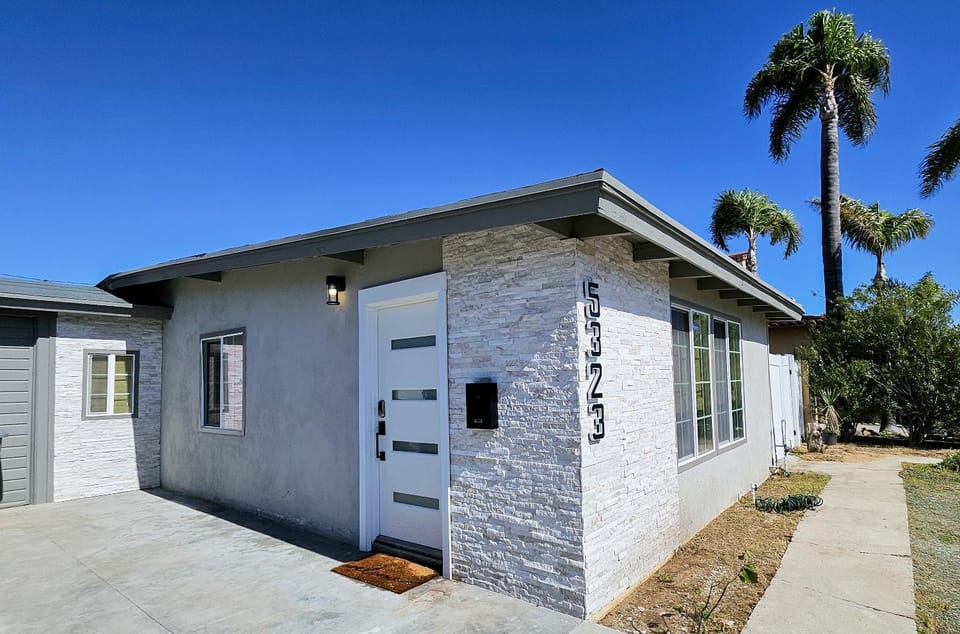 Property building, Day