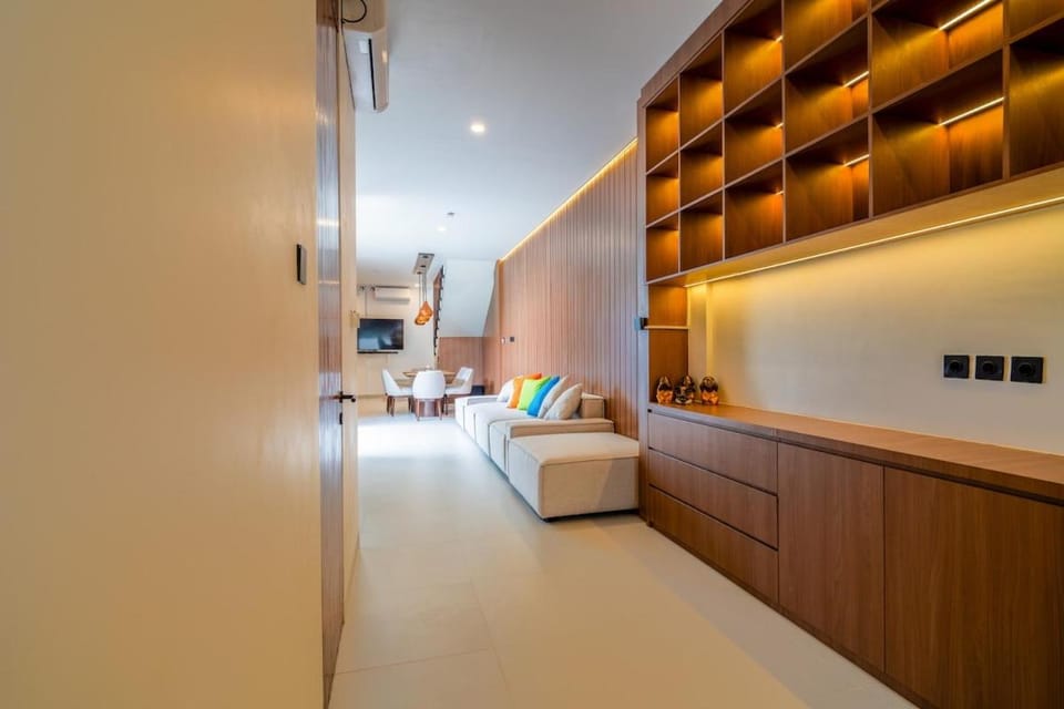 3BR Moonlight - Brand New Villa in Kerobokan Villa in North Kuta