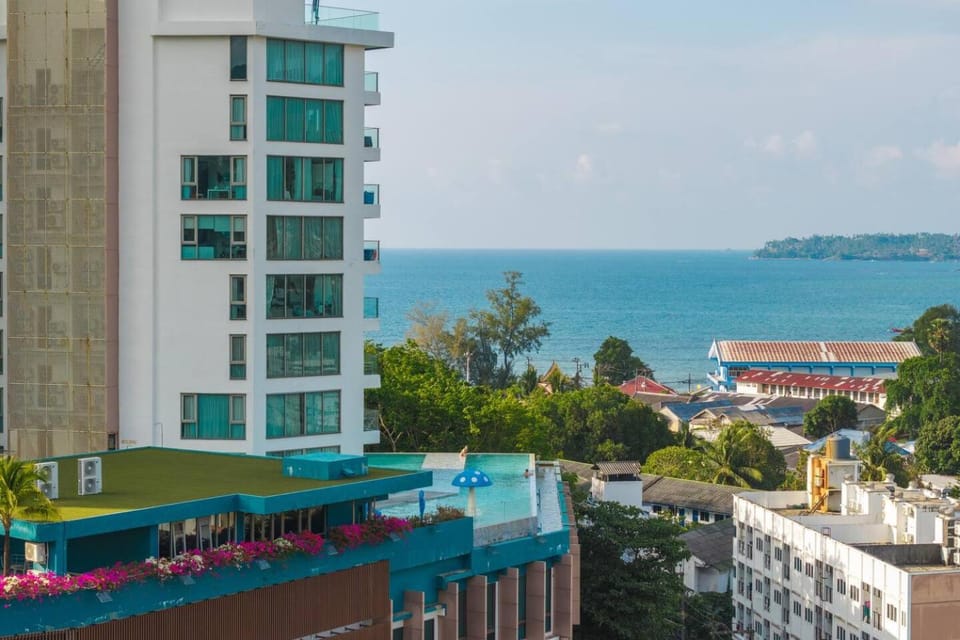 Property building, Sea view
