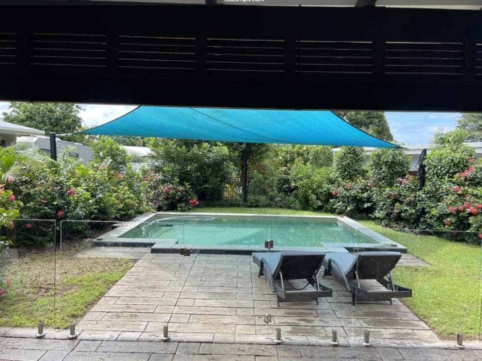 Esaluu Retreat House in Mission Beach