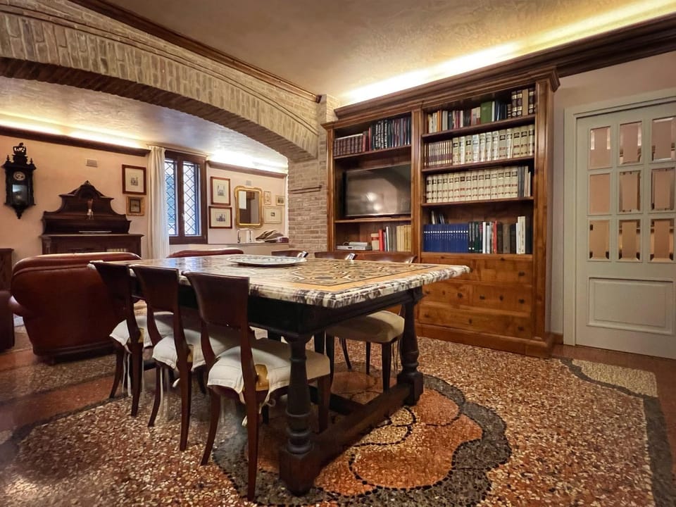 UR-NEST Guerrazzi Apartment in Bologna