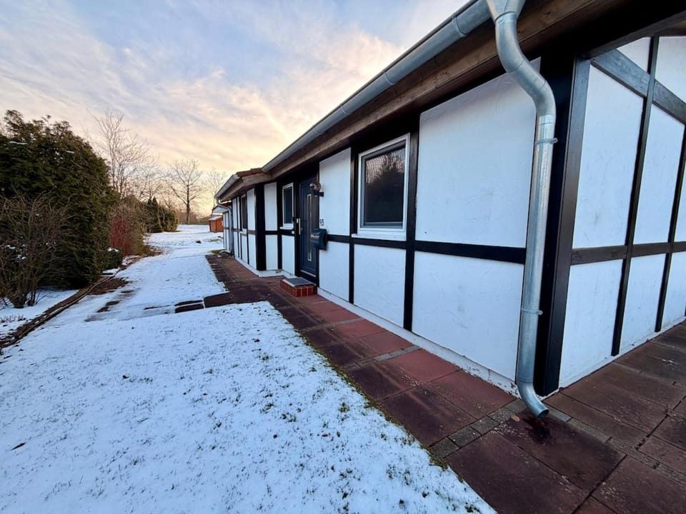 Ferienhaus an der Elbe im Feriendorf Altes Land House in Schleswig-Holstein