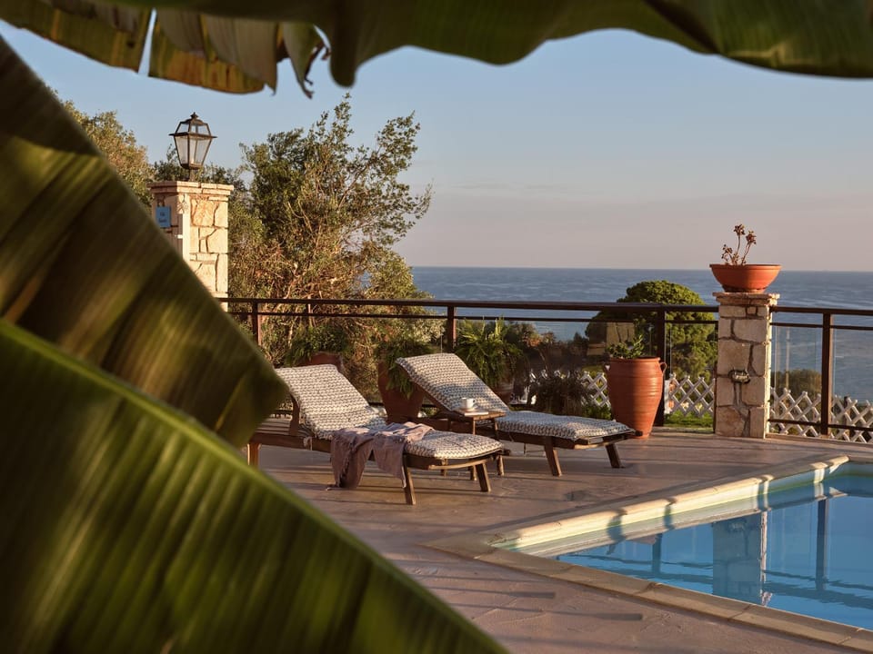 Natural landscape, Pool view, Sea view, sunbed