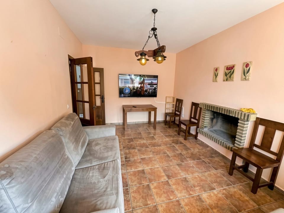 Chalet con piscina privada Lugar tranquilo con Palmeras House in Costa de la Luz