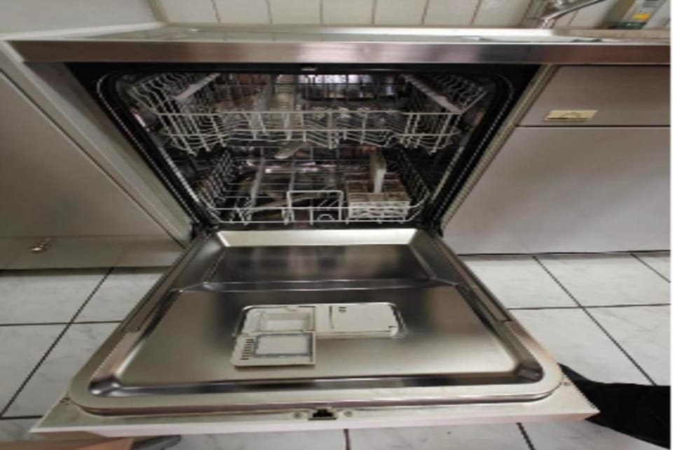 Kitchen or kitchenette, kitchen, kitchen