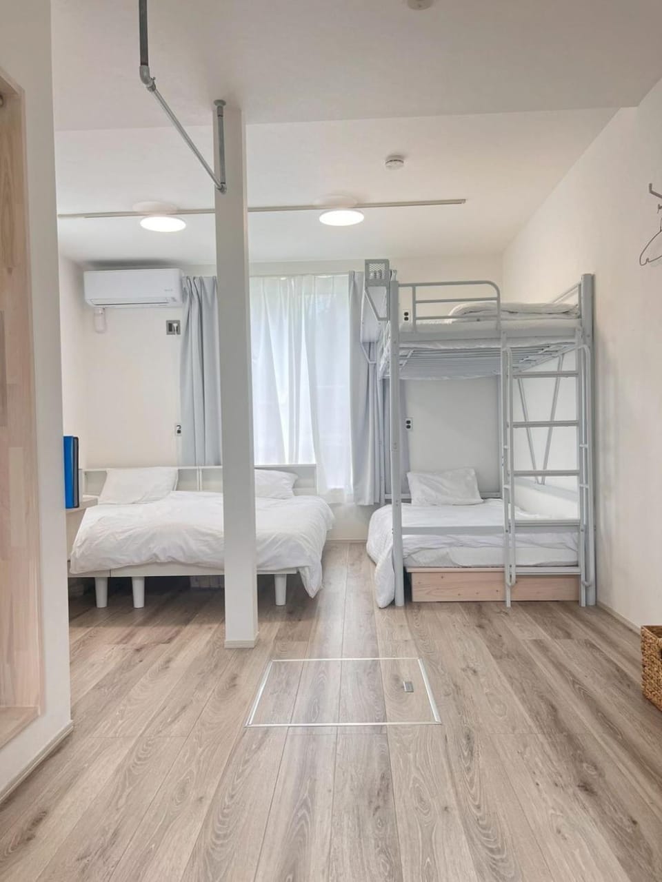 Photo of the whole room, Bedroom, bunk bed