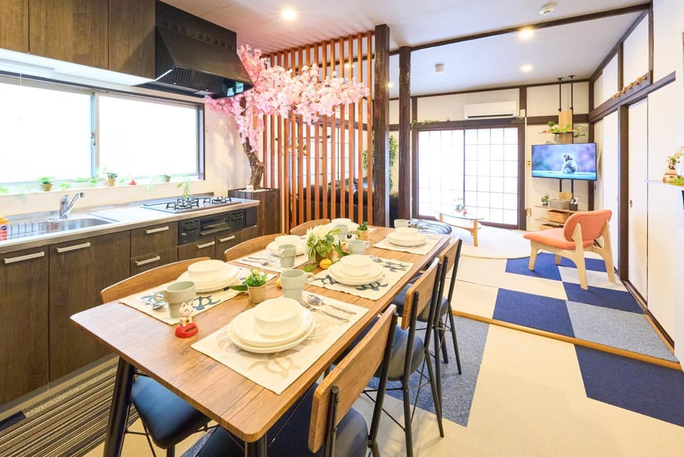TV and multimedia, Kitchen or kitchenette, Dining area