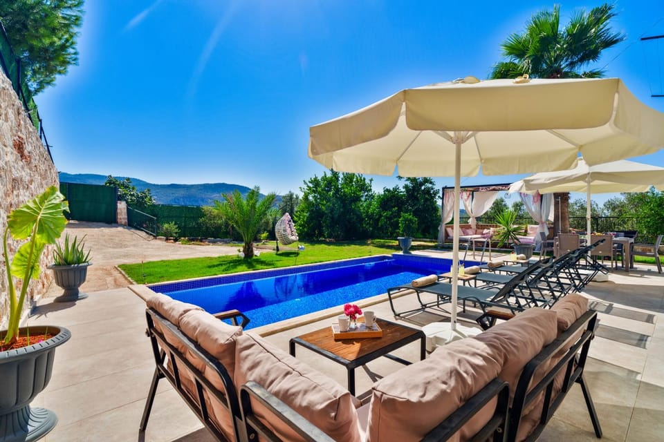 Patio, Spring, Day, Natural landscape, Mountain view, Pool view, Swimming pool, sunbed
