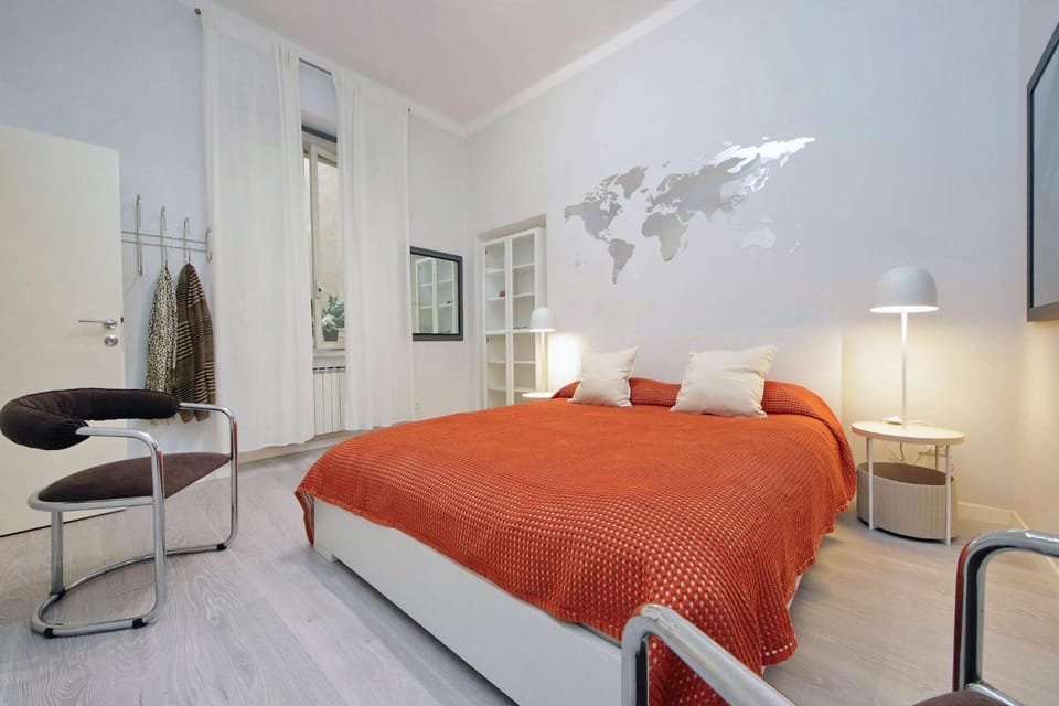 Bed, Bedroom, locker, air conditioner