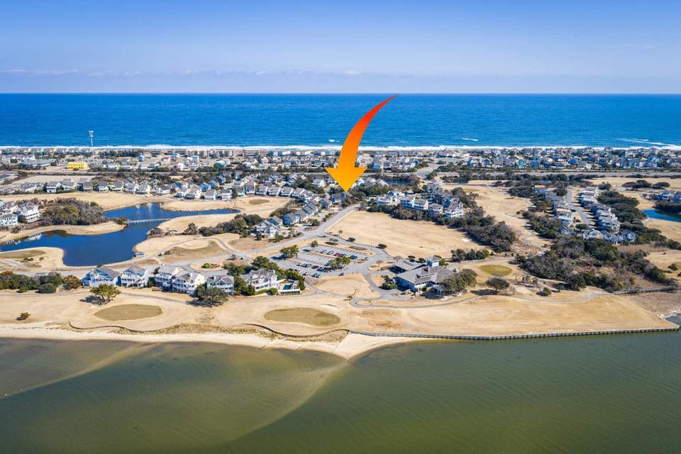 Beach Club Access Sound and Golf Course Views House in Nags Head