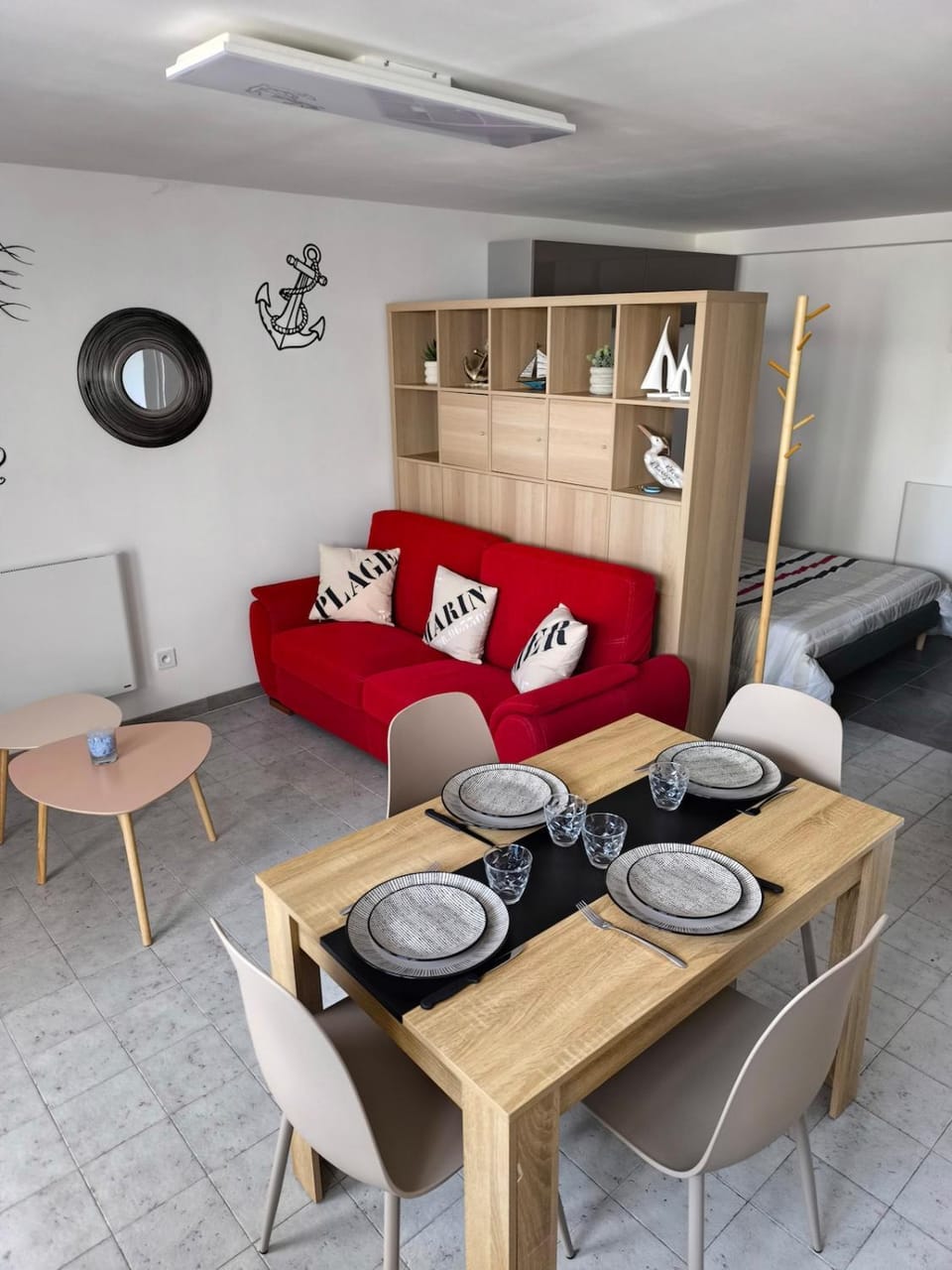 Living room, Dining area