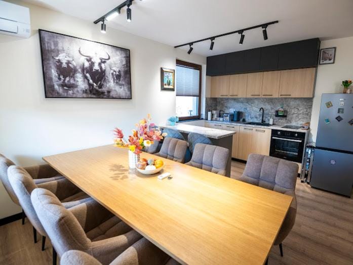 Luxe Apartments Pamporovo View I - Free transport to the Studenets ski slope Apartment in Bulgaria