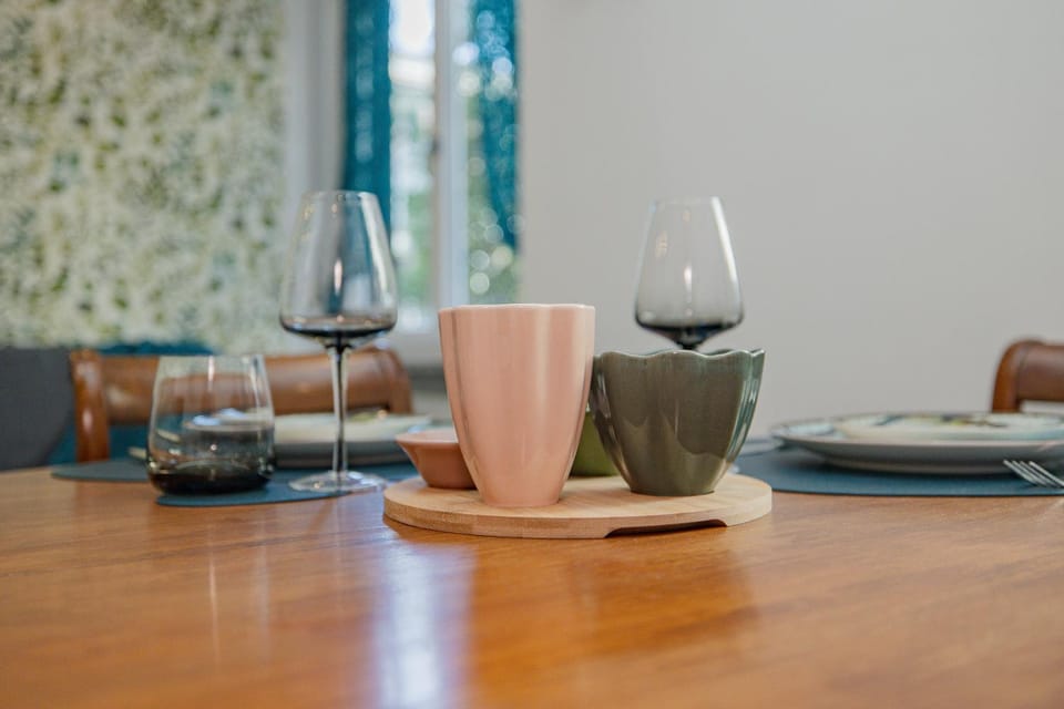 Coffee/tea facilities, Dining area