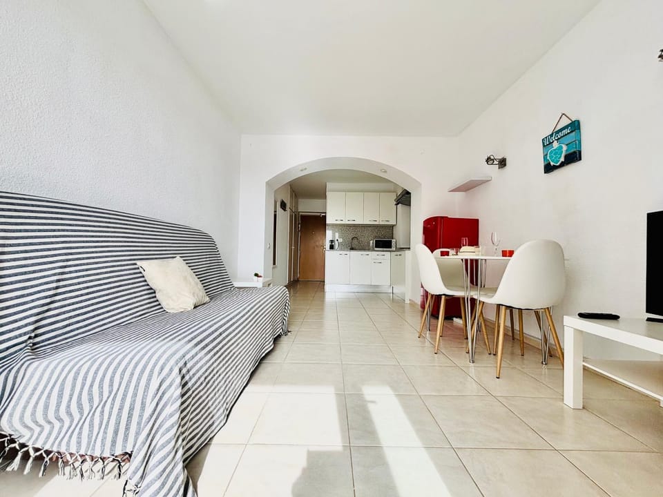 Global Immo 1041 Ile de Roses Apartment in Roses