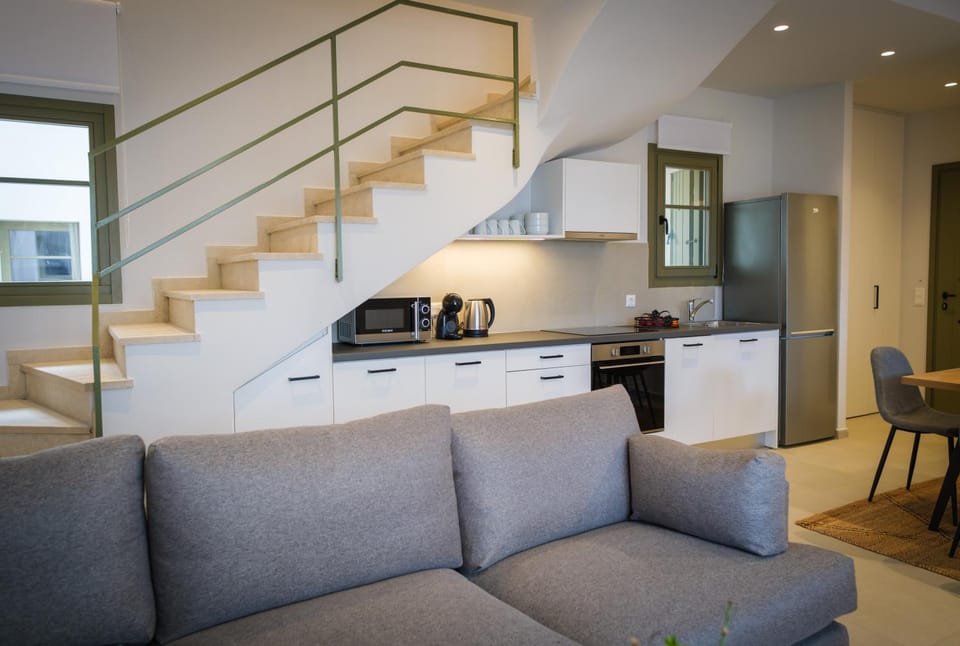 Living room, kitchen