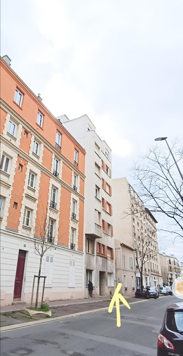 Property building, Day, Neighbourhood, Street view, Location, Parking