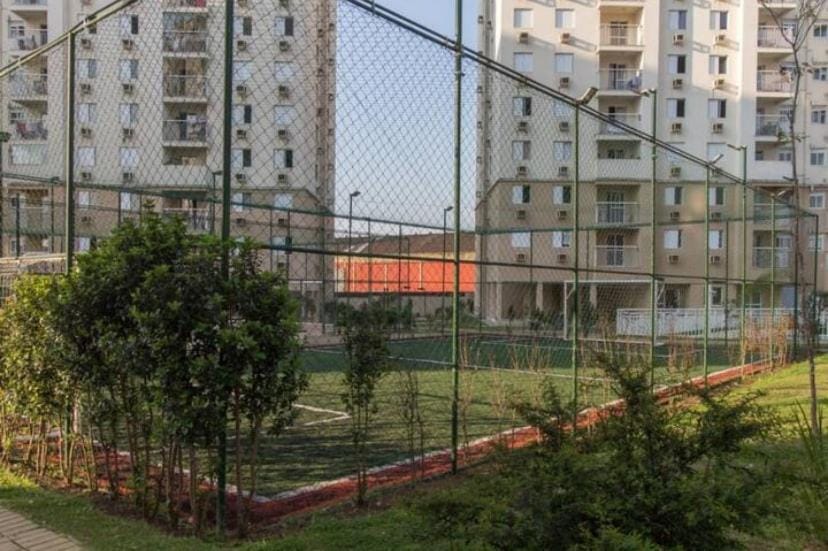 Tennis court, Garden view