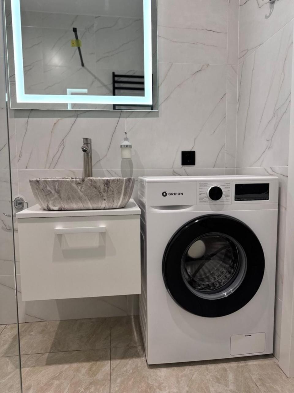 1bd Apartment in Sanville Park - 2 floor 514 Apartment in Kiev City - Kyiv