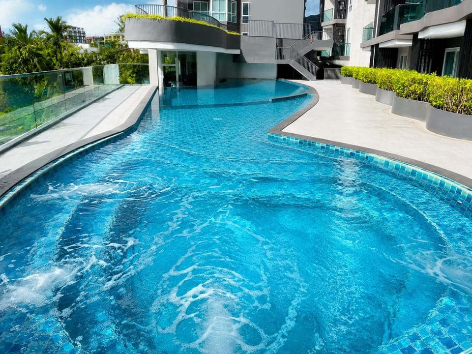 Property building, Swimming pool